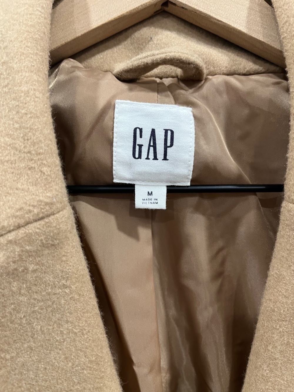 GAP Camel Single-Button Trench Coat - Picture 2 of 2